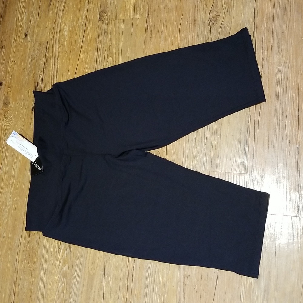 NWT Black capri leggings Private Island Hawaii sz XXL